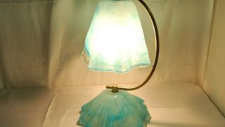 昭和レトロランプ ガラス製 青 ブルー 寝室に!! おしゃれ かわいい